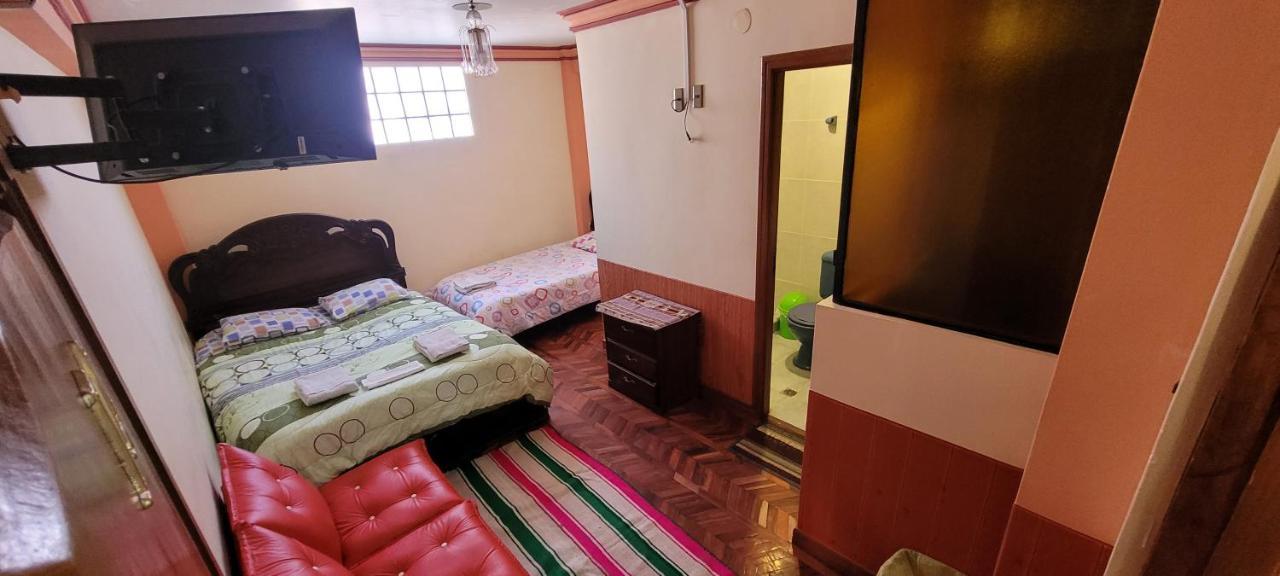 Hostal Sol Y Luna Bed & Breakfast Copacabana  Exterior photo